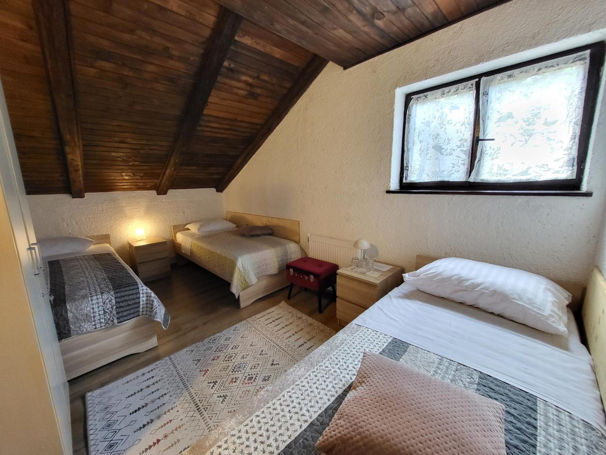Hotel Koca Sredi Gozda Kanal Esterno foto